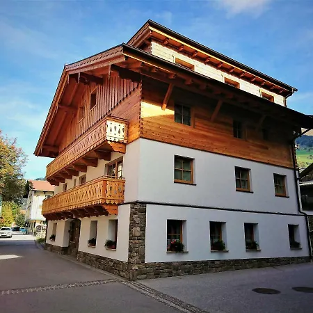 Haus Strobl Apartment *