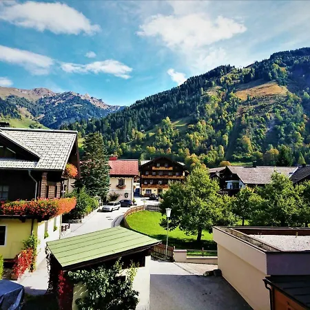 Haus Strobl *