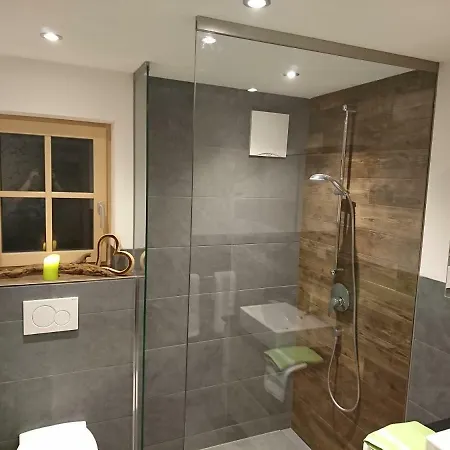 Haus Strobl Apartment *